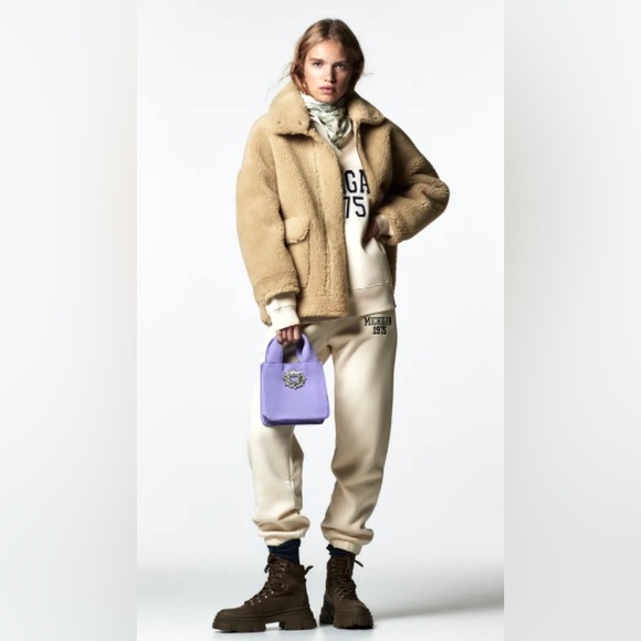 Double faced faux fur jacket - Picture 2 of 4